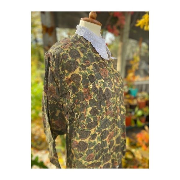 Dark Fall Floral Blouse Button Up 90s Lace Collar Sz M - Picture 2 of 11